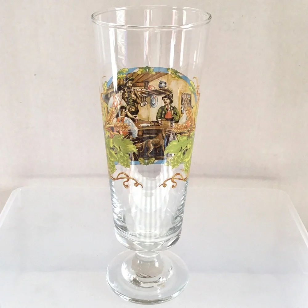 German Pilsner Beer Glass 24oz. MCM Festive Old World Pub Scene Made in Germany